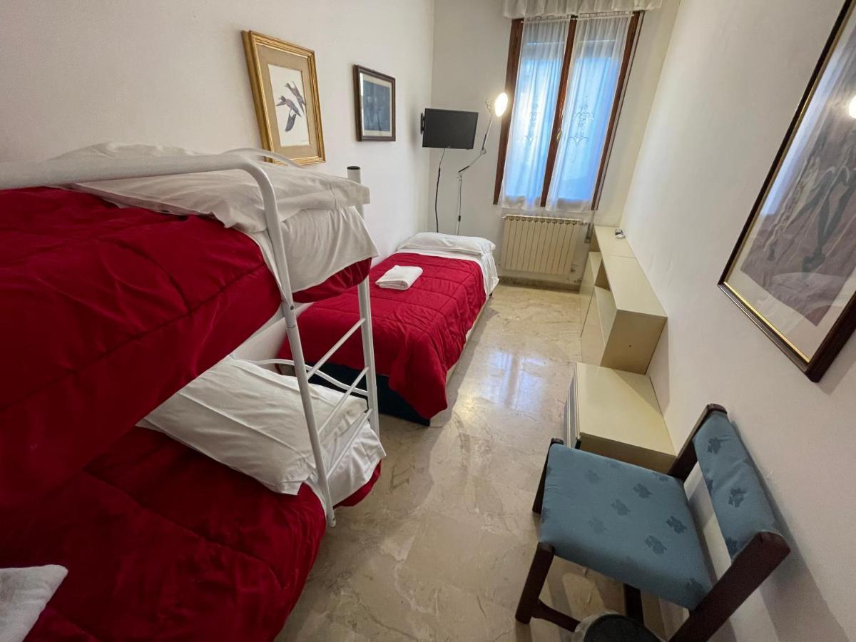 Royal Guest House Венеция Экстерьер фото