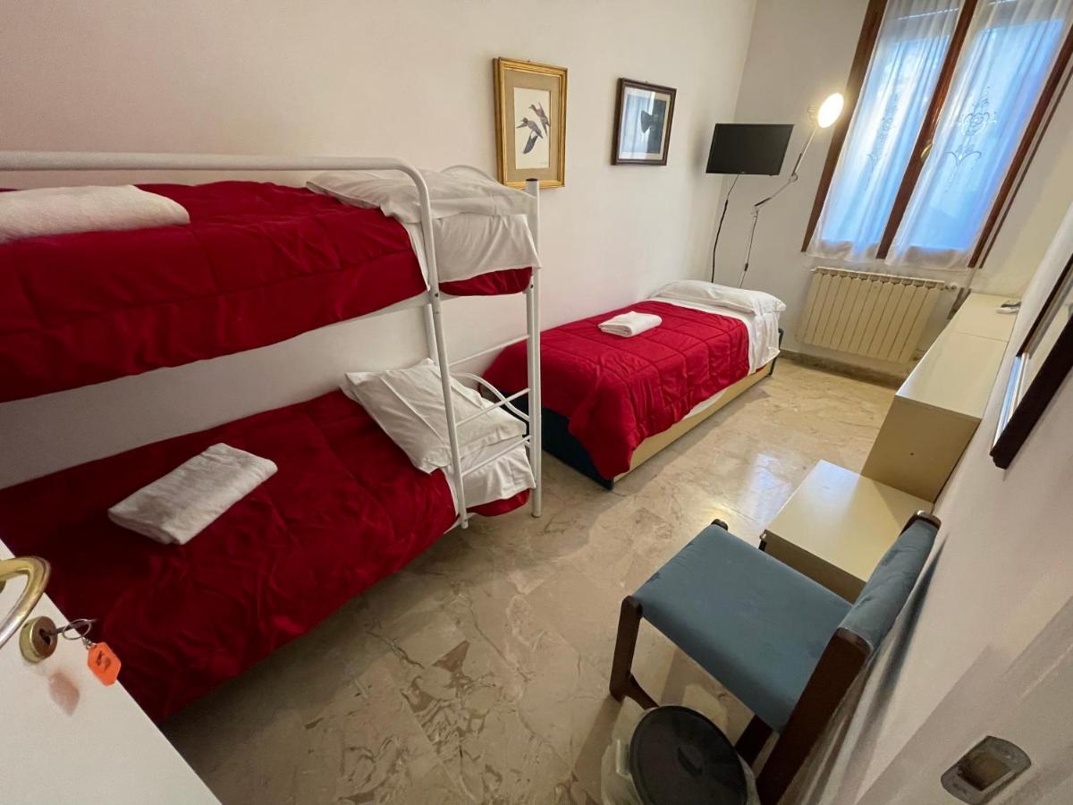 Royal Guest House Венеция Экстерьер фото